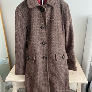 GAP Brown Herringbone Women's Coat Size Medium.